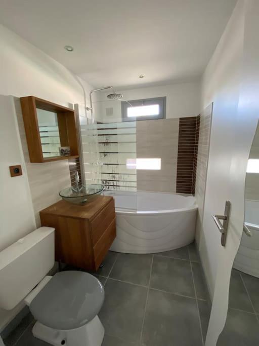 Agreable Maison, Plage A 400M, Jardin, Piscine Et Tennis Saint-Palais-sur-Mer Ngoại thất bức ảnh